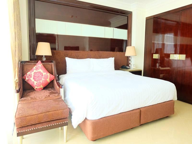 Lk President Hotel Pattaya Exterior photo