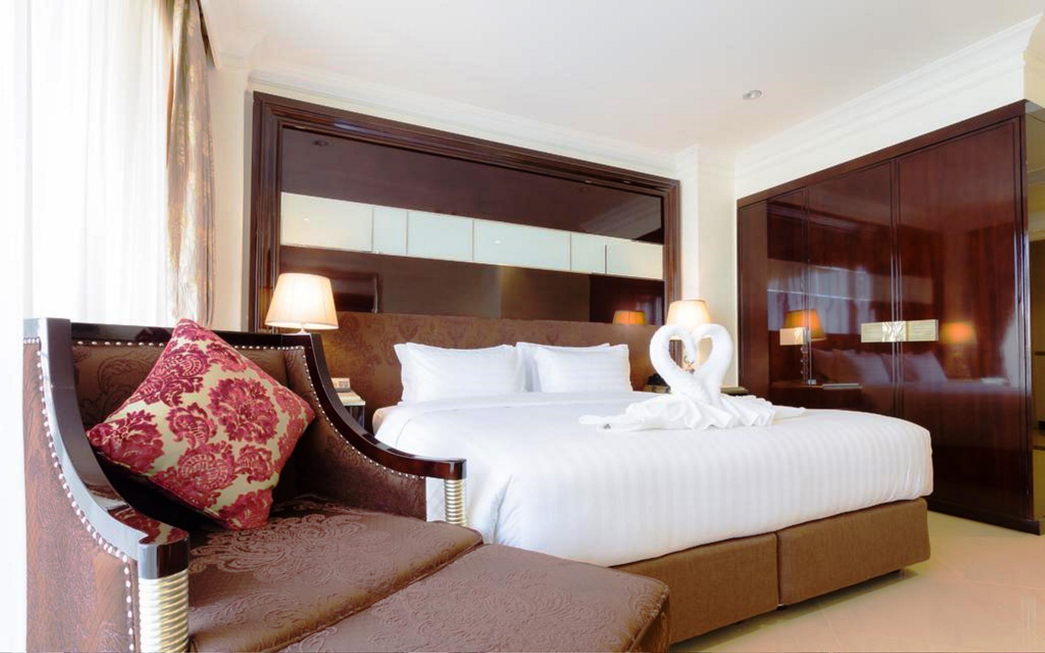 Lk President Hotel Pattaya Exterior photo