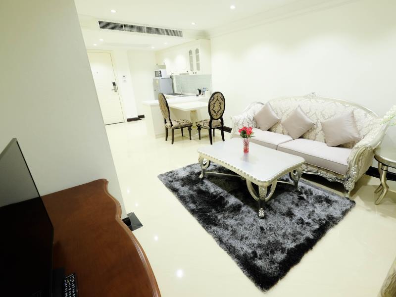 Lk President Hotel Pattaya Exterior photo